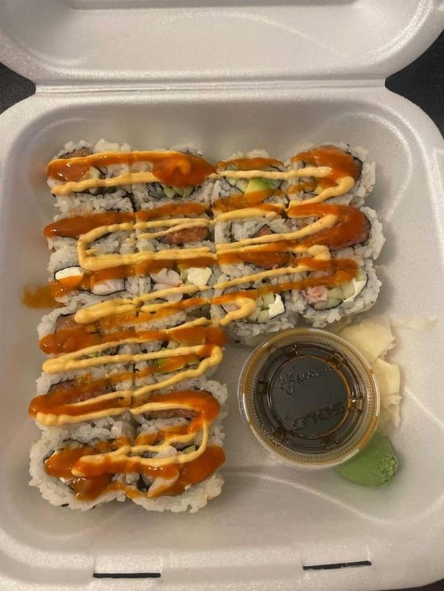 Spicy Alaskan & Spicy Tuna & Spicy Rock N' Roll.